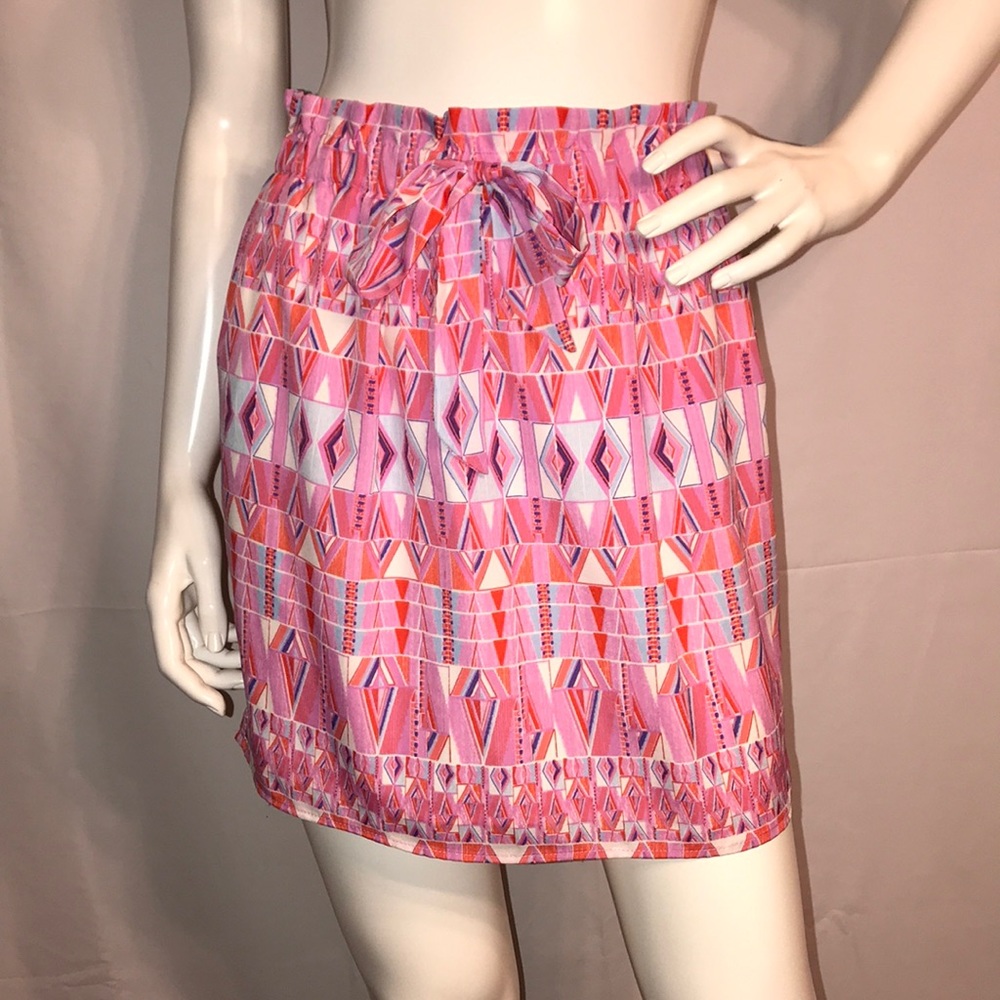 Forever 21 Contemporary Pink Geo Print Skirt XS/S